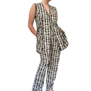 *SOLD* Vintage set with floral design, long-line tunic top & high-waisted pants